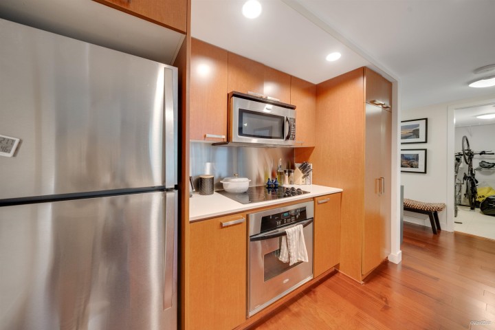 Photo 4 at 302 - 1255 Seymour Street, Downtown VW, Vancouver West