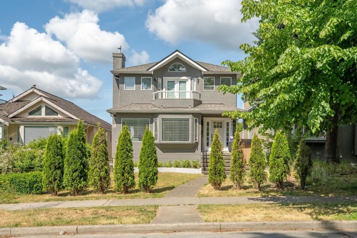 Photo 1 at 5921 Ontario Street, Oakridge VW, Vancouver West