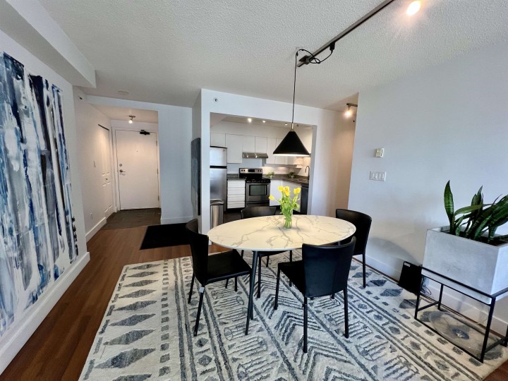 Photo 3 at 807 - 950 Cambie Street, Yaletown, Vancouver West