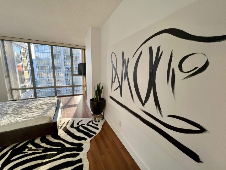 Photo 10 at 807 - 950 Cambie Street, Yaletown, Vancouver West