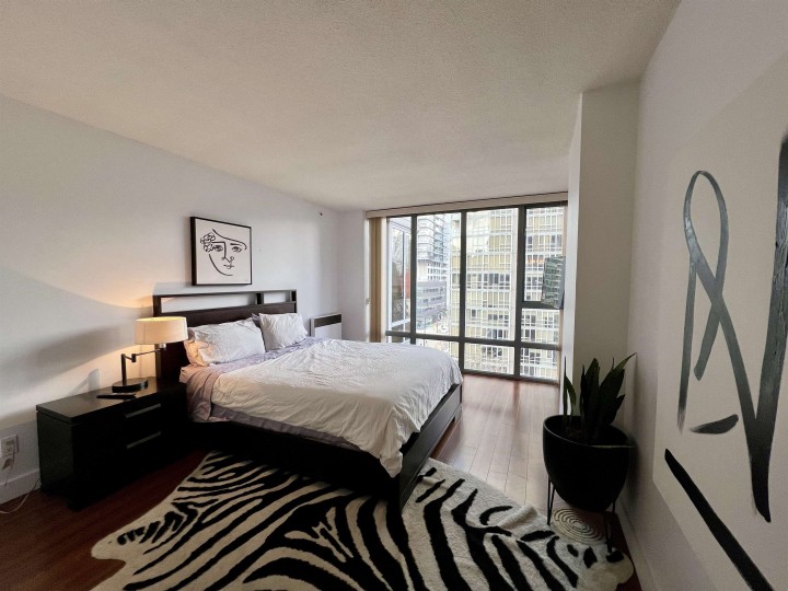 Photo 8 at 807 - 950 Cambie Street, Yaletown, Vancouver West