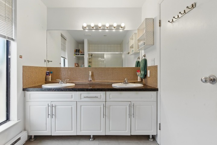 Photo 14 at 2968 W 20th Avenue, Arbutus, Vancouver West