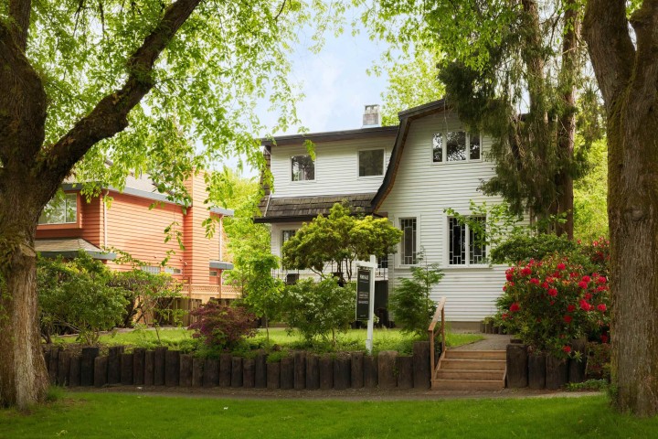 Photo 3 at 4138 W 13th Avenue, Point Grey, Vancouver West