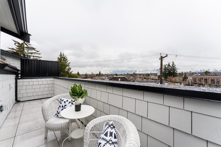 Photo 19 at 1 - 2837 Oliver Crescent, Arbutus, Vancouver West