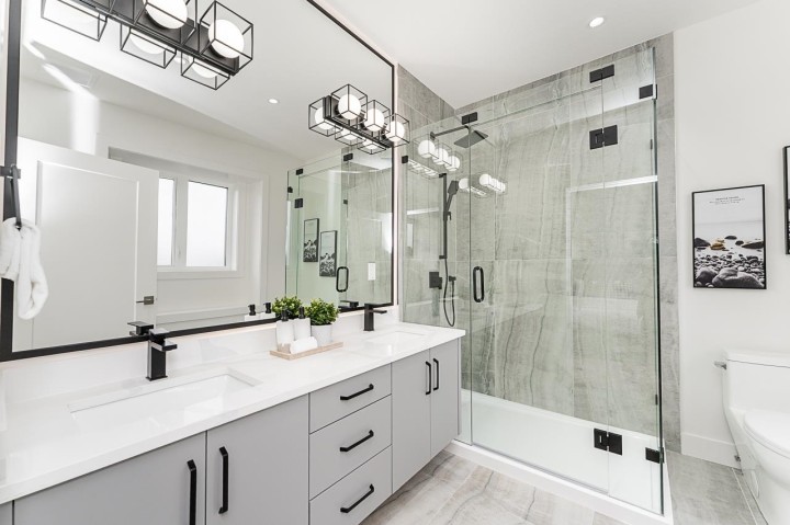 Photo 11 at 2 - 2837 Oliver Crescent, Arbutus, Vancouver West