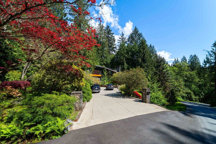 Photo 2 at 3985 Bayridge Avenue, Bayridge, West Vancouver