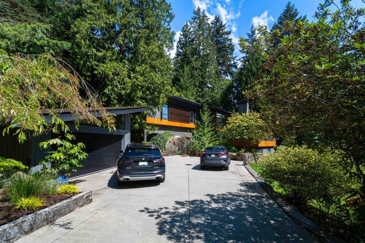 Photo 3 at 3985 Bayridge Avenue, Bayridge, West Vancouver