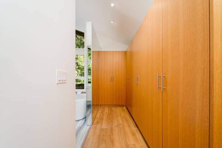 Photo 20 at 3985 Bayridge Avenue, Bayridge, West Vancouver