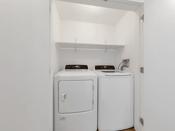 Photo 30 at 203 - 2190 Argyle Avenue, Dundarave, West Vancouver