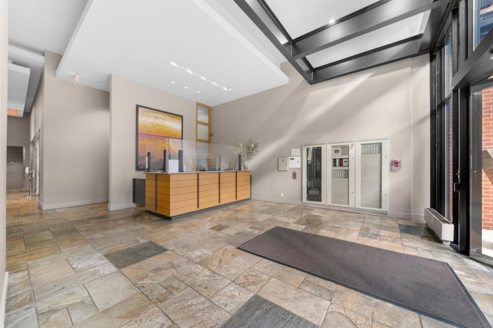 Photo 26 at 502 - 909 Mainland Street, Yaletown, Vancouver West