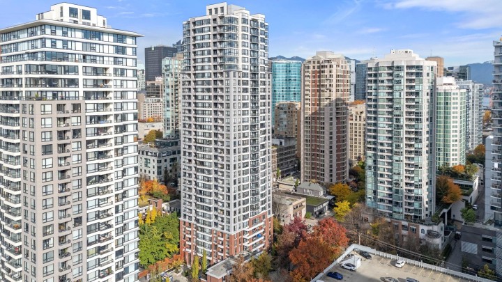 Photo 1 at 502 - 909 Mainland Street, Yaletown, Vancouver West
