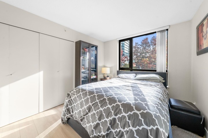 Photo 18 at 502 - 909 Mainland Street, Yaletown, Vancouver West