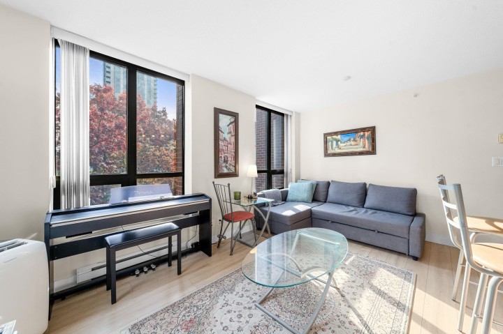 Photo 4 at 502 - 909 Mainland Street, Yaletown, Vancouver West