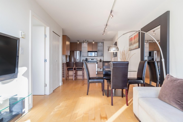 Photo 17 at 1110 - 928 Homer Street, Yaletown, Vancouver West