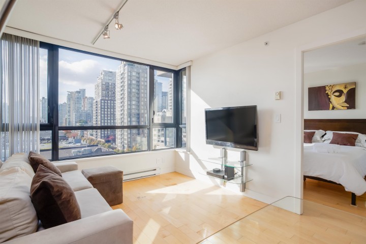 Photo 8 at 1110 - 928 Homer Street, Yaletown, Vancouver West