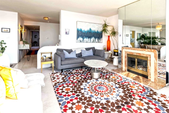 Photo 7 at 802 - 1455 Duchess Avenue, Ambleside, West Vancouver