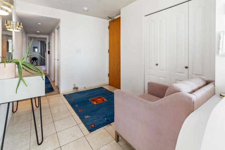 Photo 19 at 802 - 1455 Duchess Avenue, Ambleside, West Vancouver