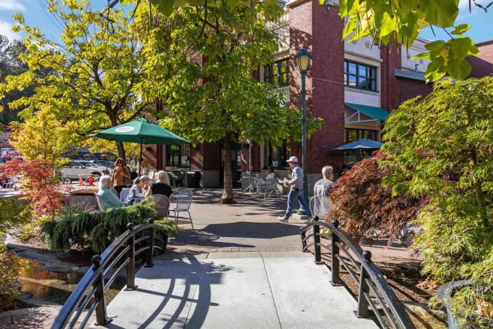 Photo 35 at 802 - 1455 Duchess Avenue, Ambleside, West Vancouver