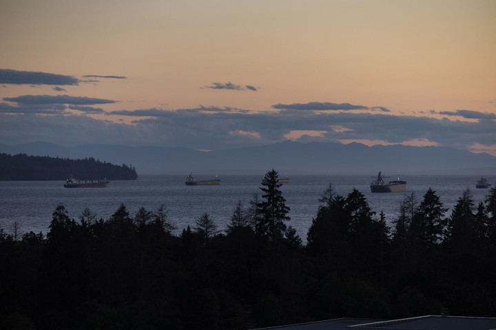 Photo 31 at 19A - 328 Taylor Way, Park Royal, West Vancouver