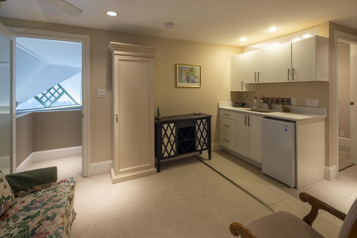 Photo 25 at 19A - 328 Taylor Way, Park Royal, West Vancouver