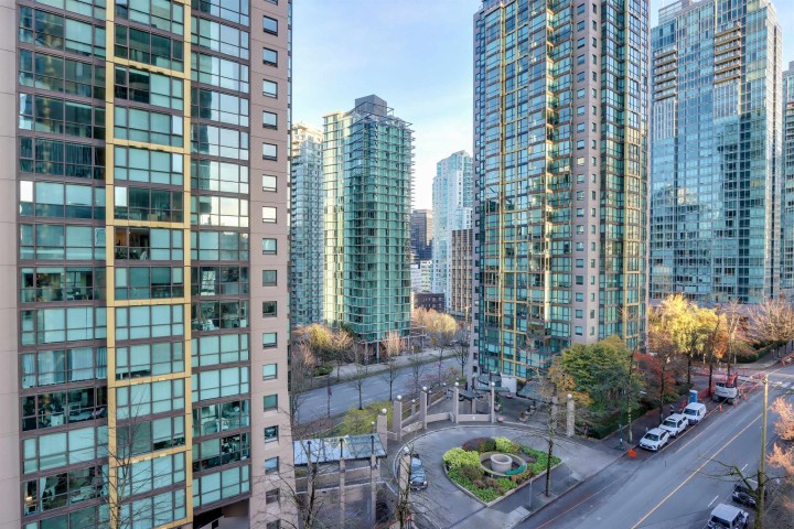 Photo 17 at 701 - 738 Broughton Street, West End VW, Vancouver West