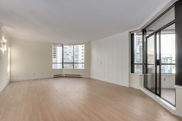 Photo 11 at 701 - 738 Broughton Street, West End VW, Vancouver West