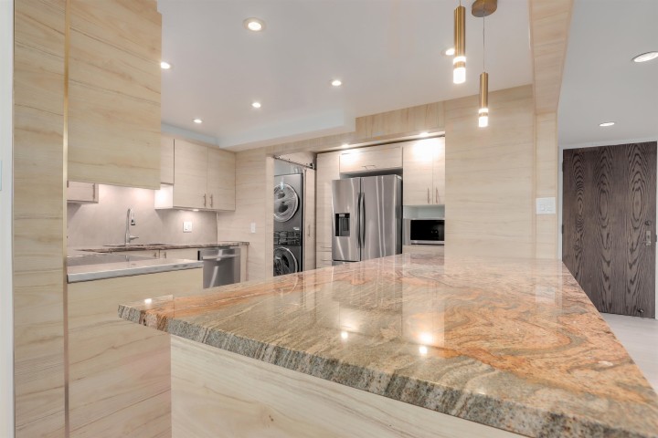 Photo 19 at 701 - 738 Broughton Street, West End VW, Vancouver West