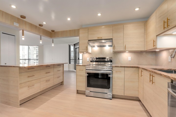 Photo 21 at 701 - 738 Broughton Street, West End VW, Vancouver West