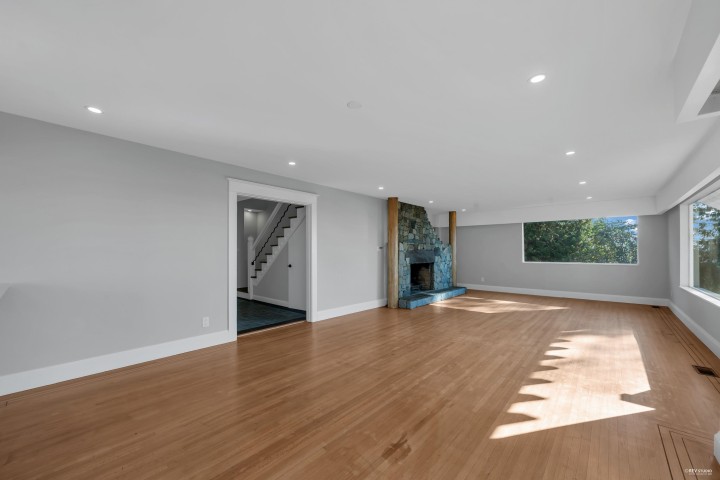 Photo 9 at 2602 Ottawa Avenue, Dundarave, West Vancouver