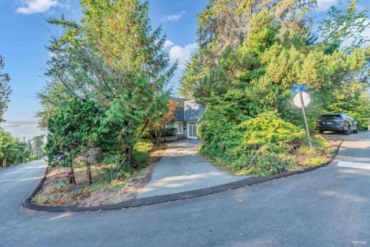 Photo 40 at 2602 Ottawa Avenue, Dundarave, West Vancouver