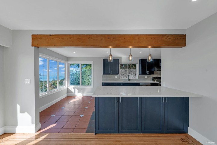 Photo 4 at 2602 Ottawa Avenue, Dundarave, West Vancouver