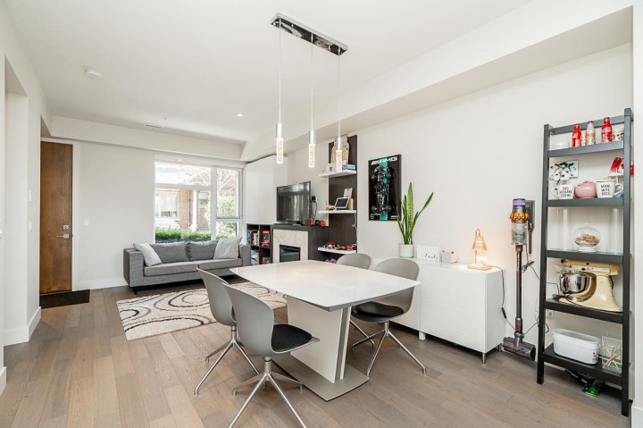 Photo 12 at 5518 Oak Street, Cambie, Vancouver West