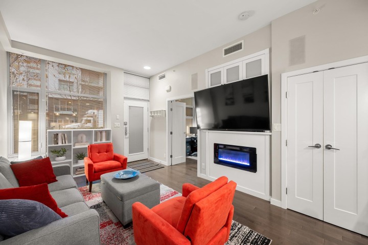 Photo 12 at 66 W 1st Avenue, False Creek, Vancouver West