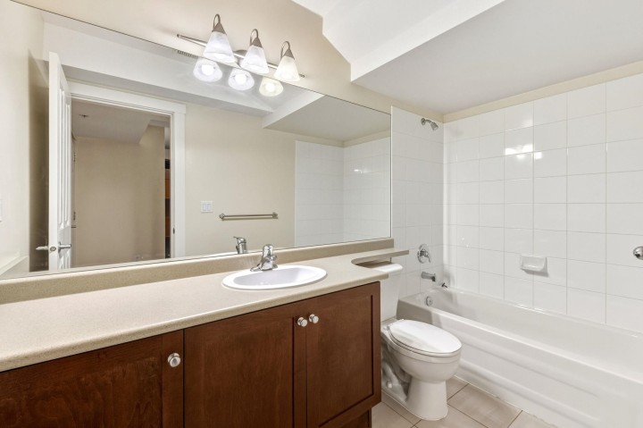 Photo 9 at 979 Westbury Walk, South Cambie, Vancouver West