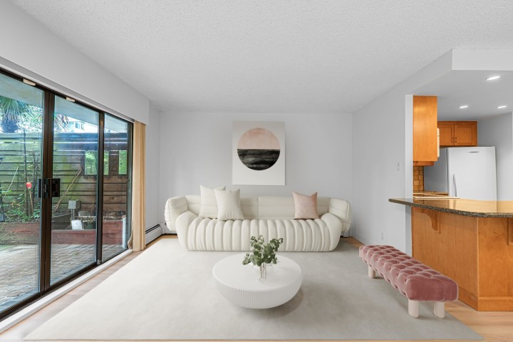 Photo 2 at 102 - 747 17th Street, Ambleside, West Vancouver