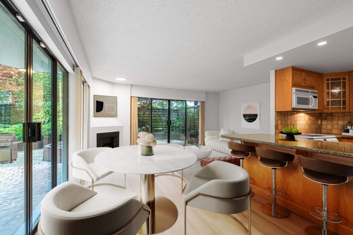 Photo 4 at 102 - 747 17th Street, Ambleside, West Vancouver