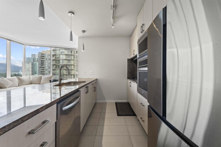 Photo 6 at 1705 - 1211 Melville Street, Coal Harbour, Vancouver West