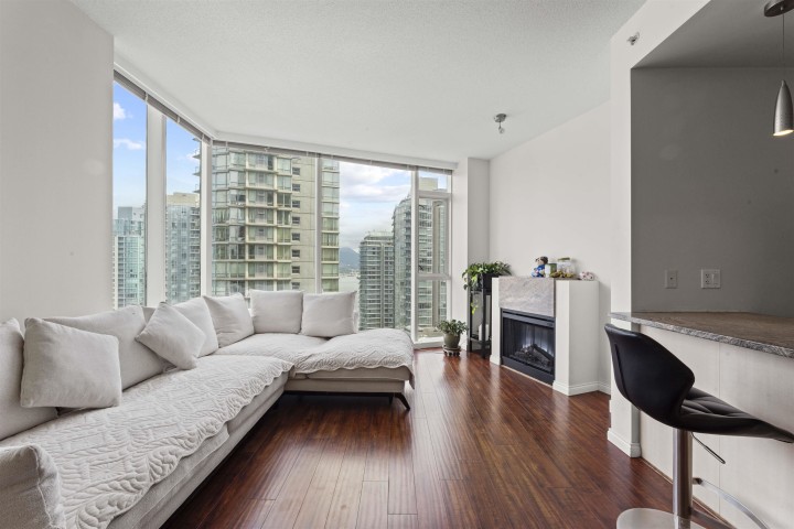 Photo 3 at 1705 - 1211 Melville Street, Coal Harbour, Vancouver West