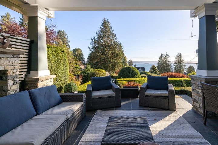 Photo 4 at 2623 Lawson Avenue, Dundarave, West Vancouver