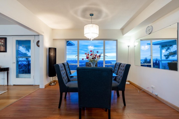 Photo 19 at 797 Eyremount Drive, British Properties, West Vancouver