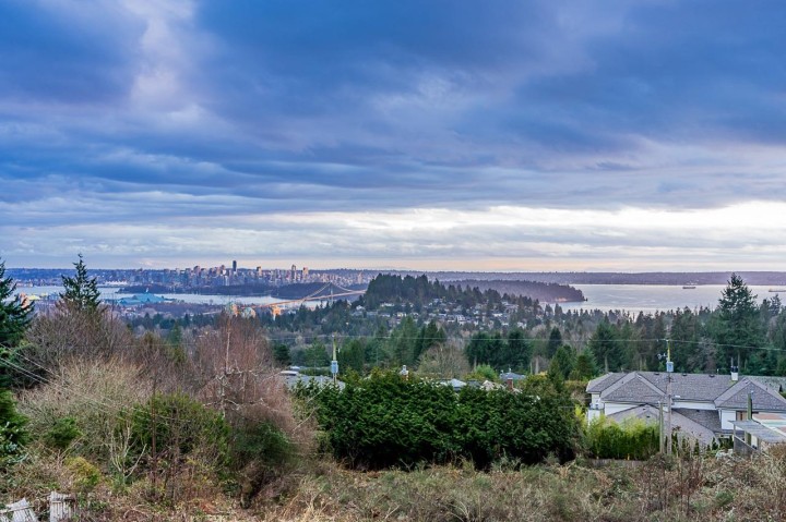 Photo 31 at 797 Eyremount Drive, British Properties, West Vancouver