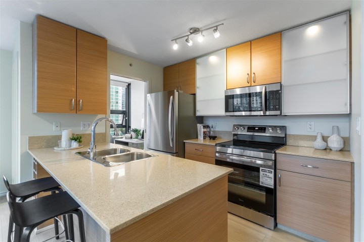 Photo 6 at 1109 - 909 Mainland Street, Yaletown, Vancouver West