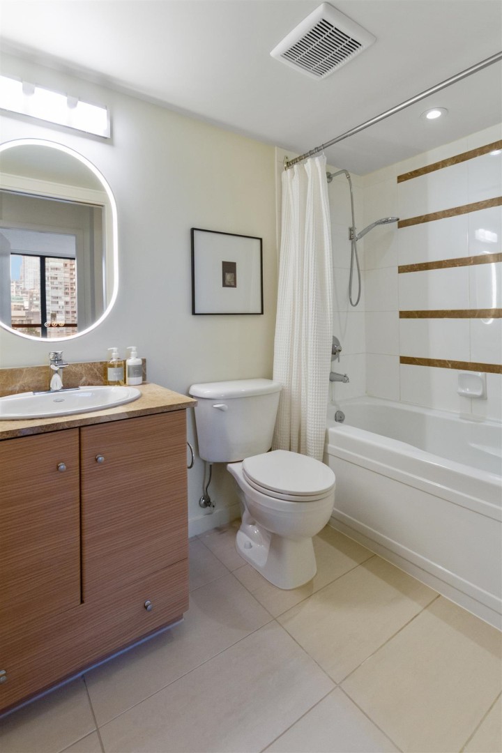 Photo 14 at 1109 - 909 Mainland Street, Yaletown, Vancouver West