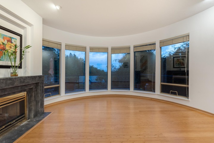Photo 6 at 4779 Woodley Drive, Cypress Park Estates, West Vancouver