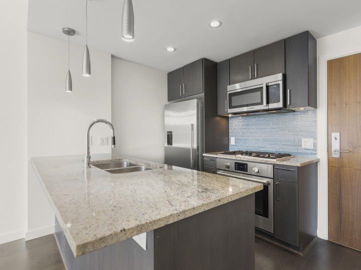 Photo 15 at 608 - 38 W 1st Avenue, False Creek, Vancouver West