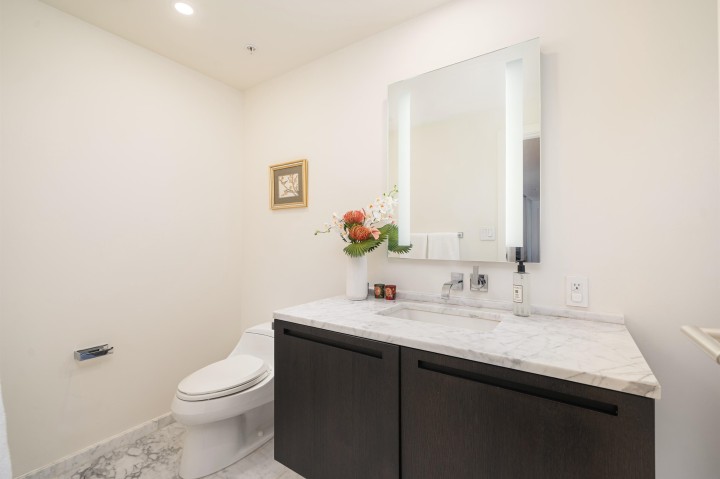 Photo 26 at 4102 - 1011 W Cordova Street, Coal Harbour, Vancouver West