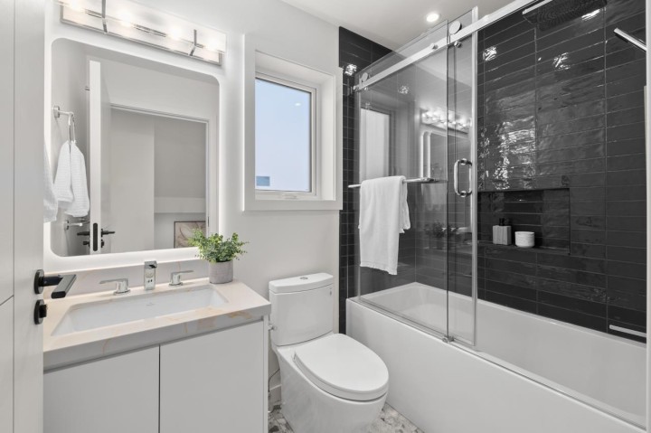 Photo 24 at 679 W 18th Avenue, Cambie, Vancouver West