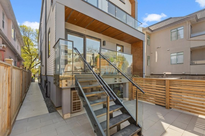 Photo 33 at 679 W 18th Avenue, Cambie, Vancouver West