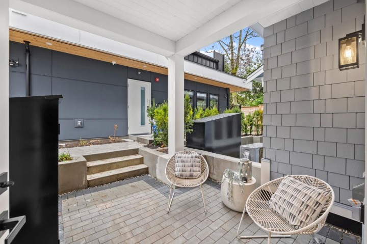 Photo 16 at 2432 W 49th Avenue, S.W. Marine, Vancouver West