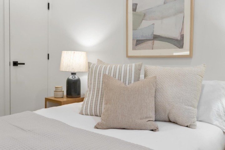 Photo 12 at 2432 W 49th Avenue, S.W. Marine, Vancouver West